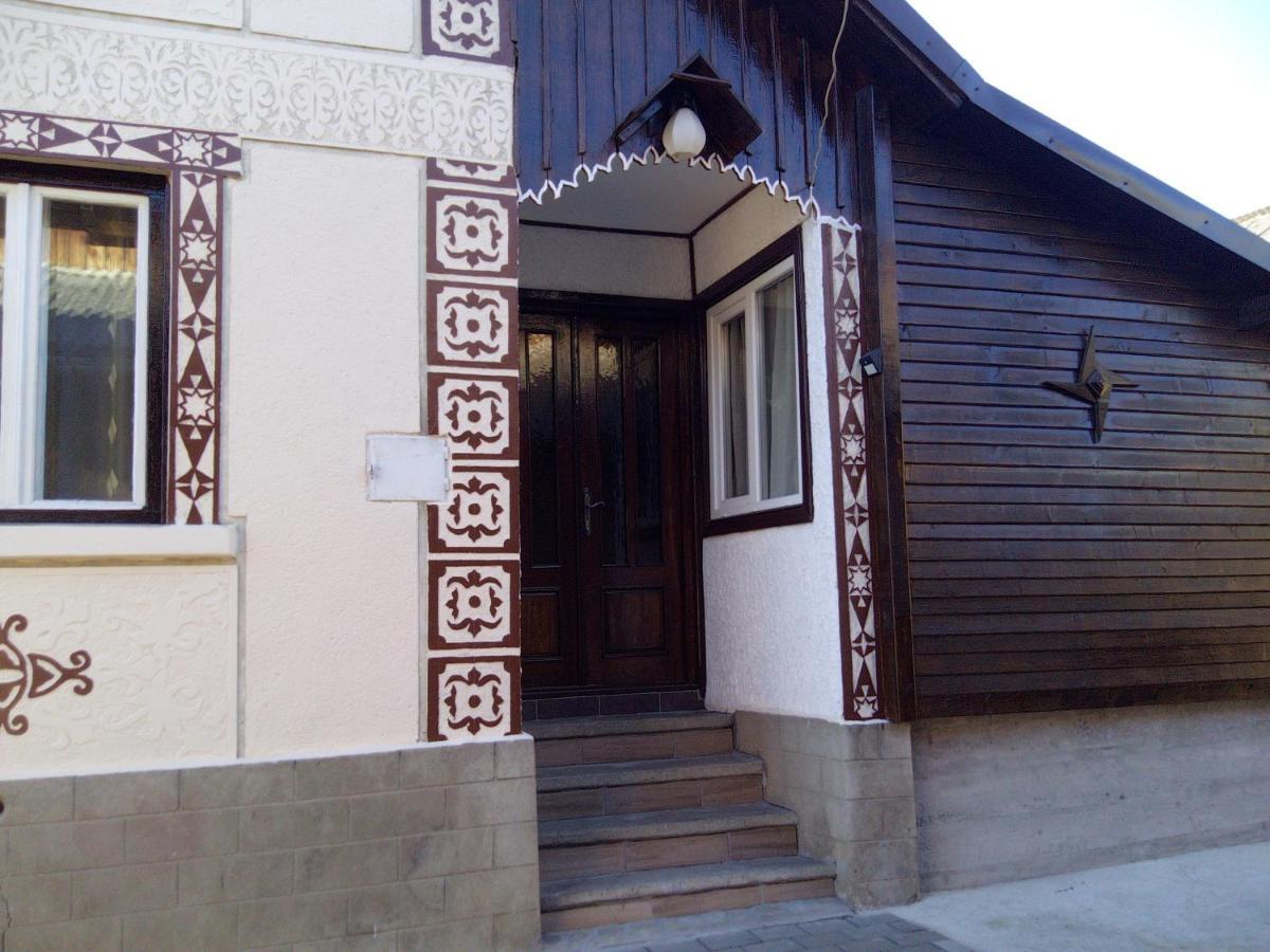 Casa Agroturistica Teodora Villa Mînăstirea Humorului Exteriör bild