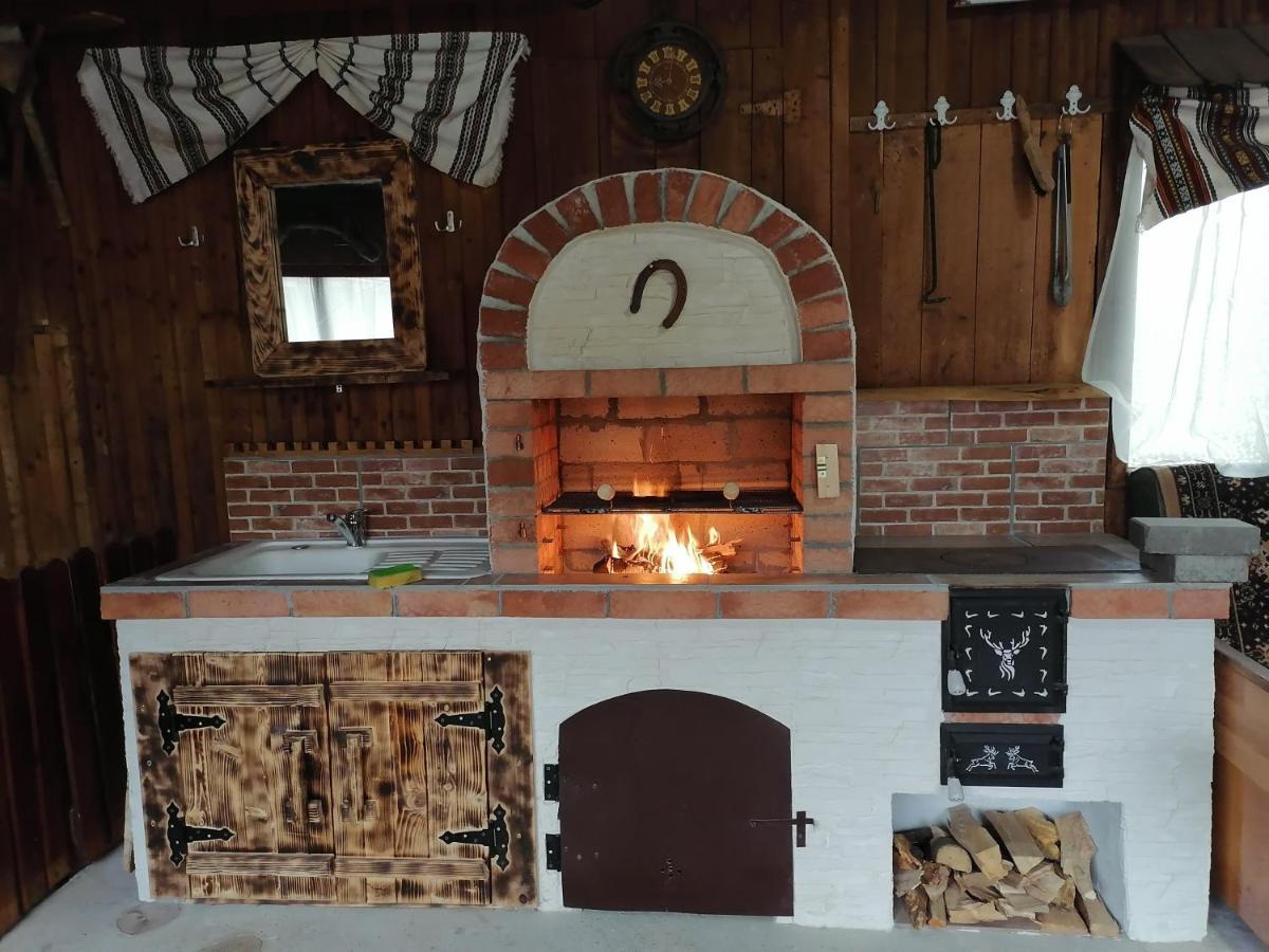Casa Agroturistica Teodora Villa Mînăstirea Humorului Exteriör bild